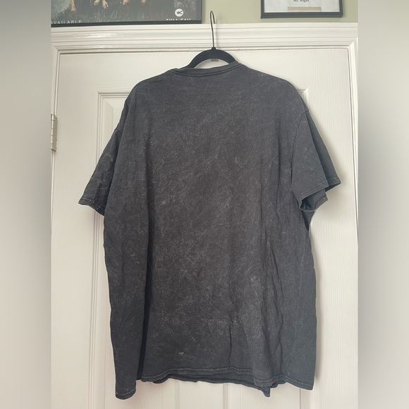 Graphic T-Shirt - Picture 4 of 4